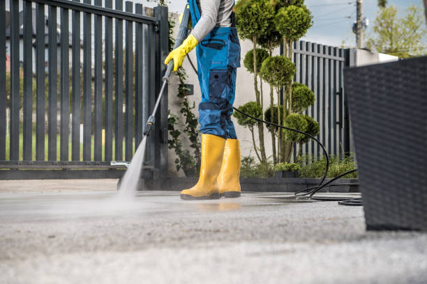 Best Commercial Pressure Washing  in Eagle Lake, WI